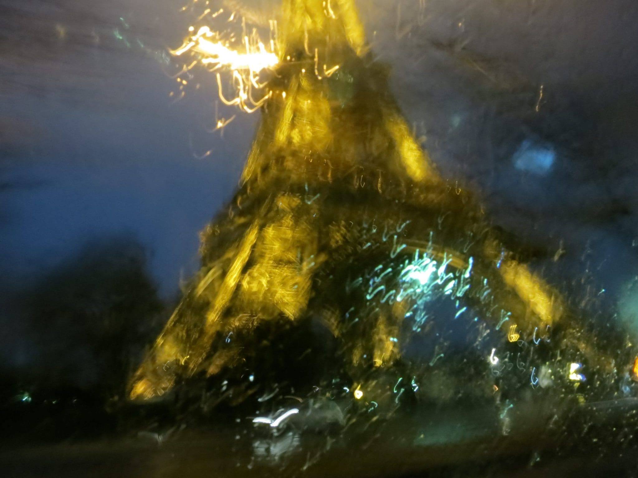 eiffeltowerrain