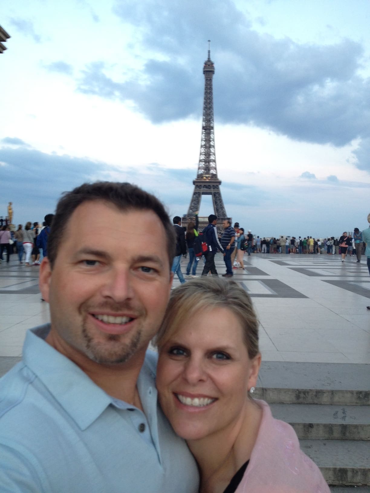 joe_tricia_eifel_tower